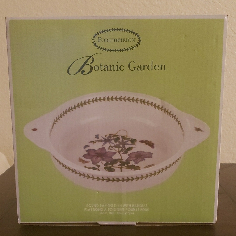 Portmeirion White and Green Bakeware for Elegant Kitchens